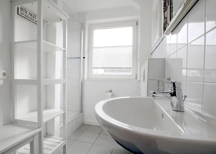 Feldstr_ 18_ _nordmeer_ Whg_ E2 شقة *